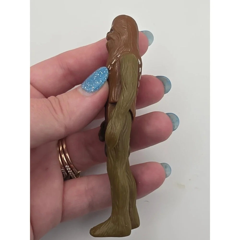 Kenner Action Figure 3.75 in Brown Fair 1977 Star Wars Chewbacca Discolored